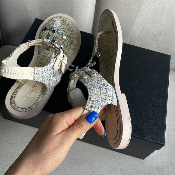 Chanel logo sandals - Picture 6 of 12